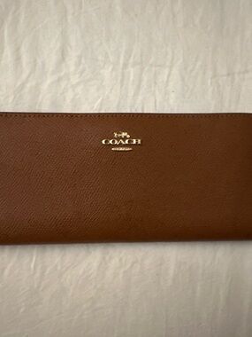 Coach Slim Wallet, Dual Tone Pebble Leather with Gold Hardware